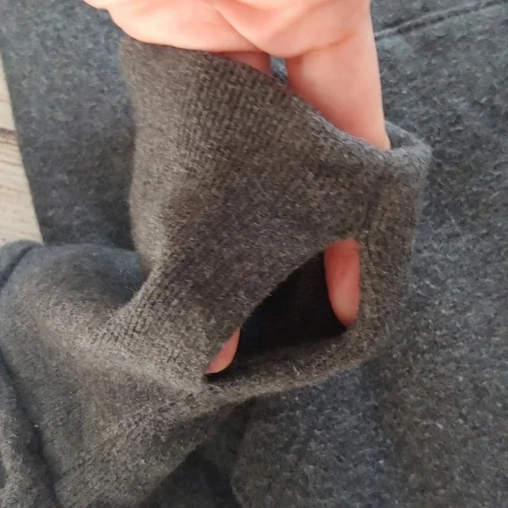FABLETICS LONG SWEAT TURTLE NECK - Picture 5 of 8